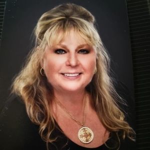 Meet your Posher, Luann